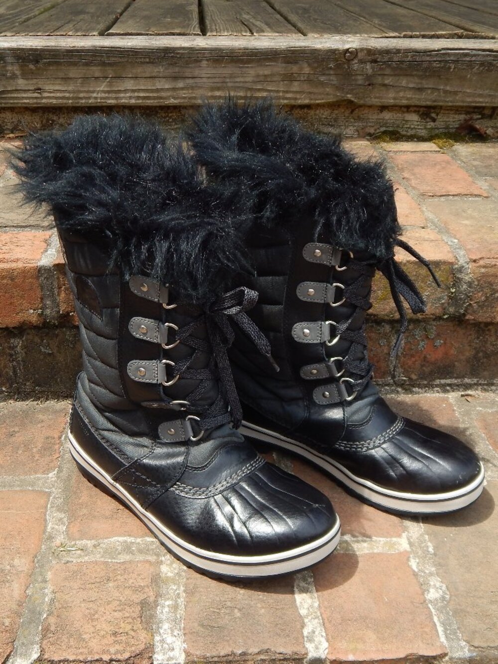 Sorel Women's Size 6 Black Tofino Winter Snow Boots NY2419